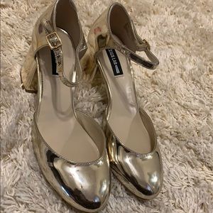 Lord and Taylor gold heels!